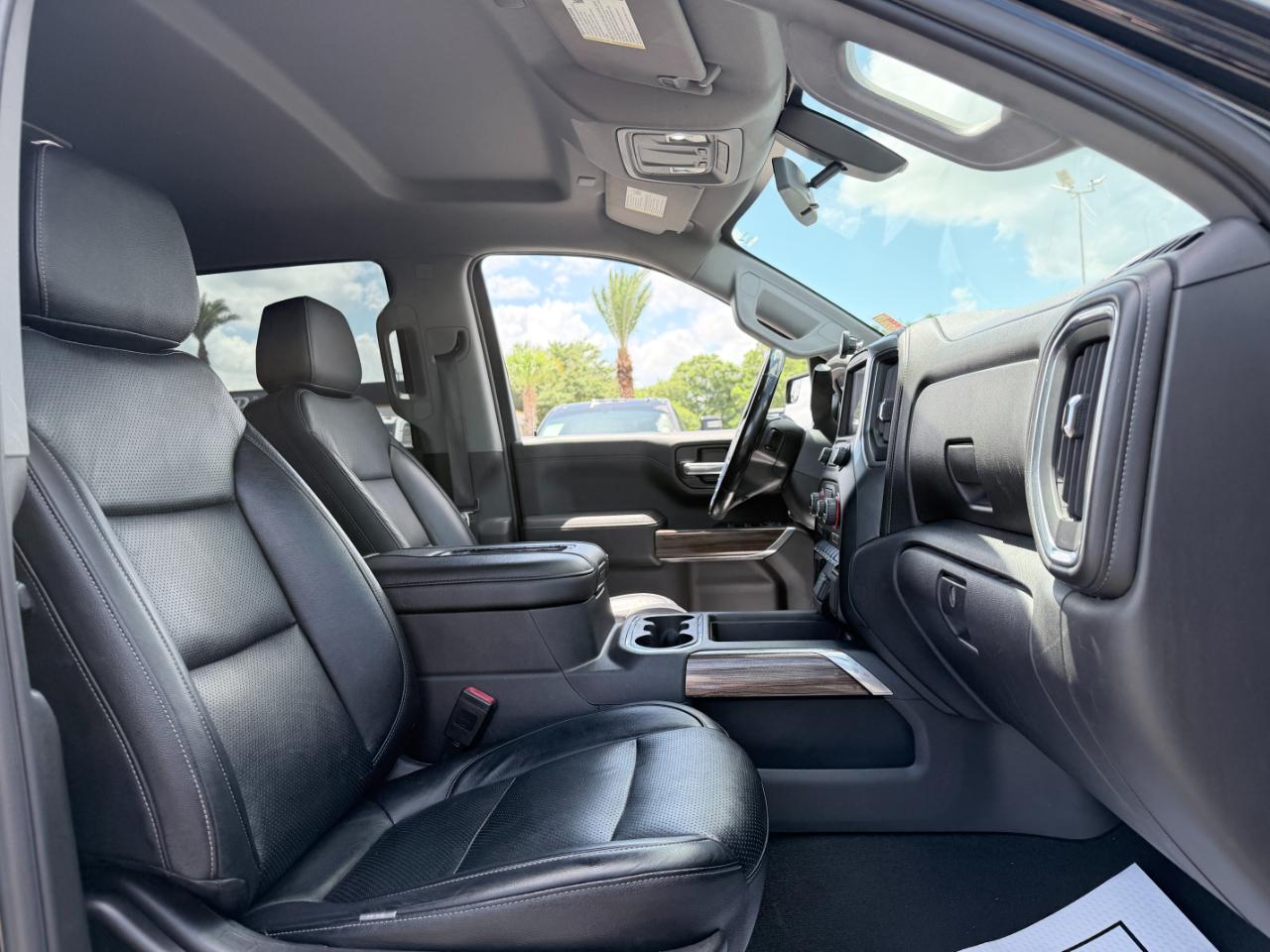 Chevrolet Silverado 1500 4WD Crew Cab 147" RST 2019