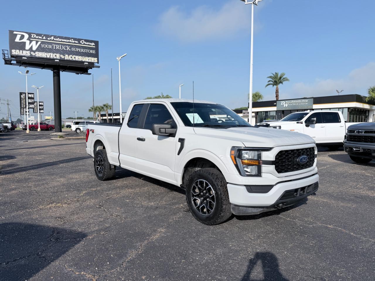 Ford F-150 XLT 4WD SuperCab 6.5' Box 2023