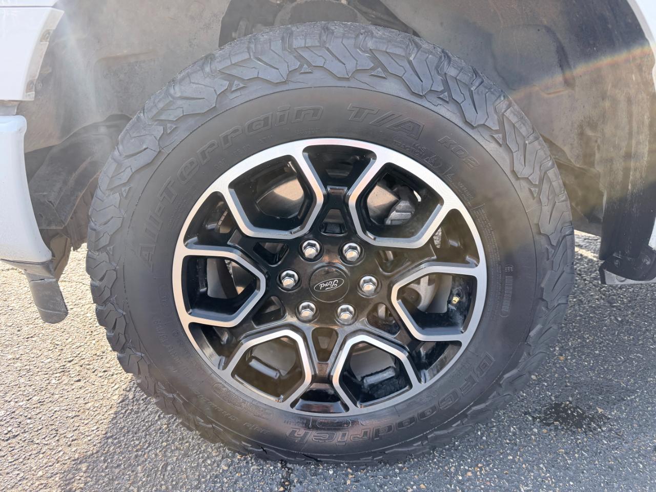 Ford F-150 XLT 4WD SuperCab 6.5' Box 2023