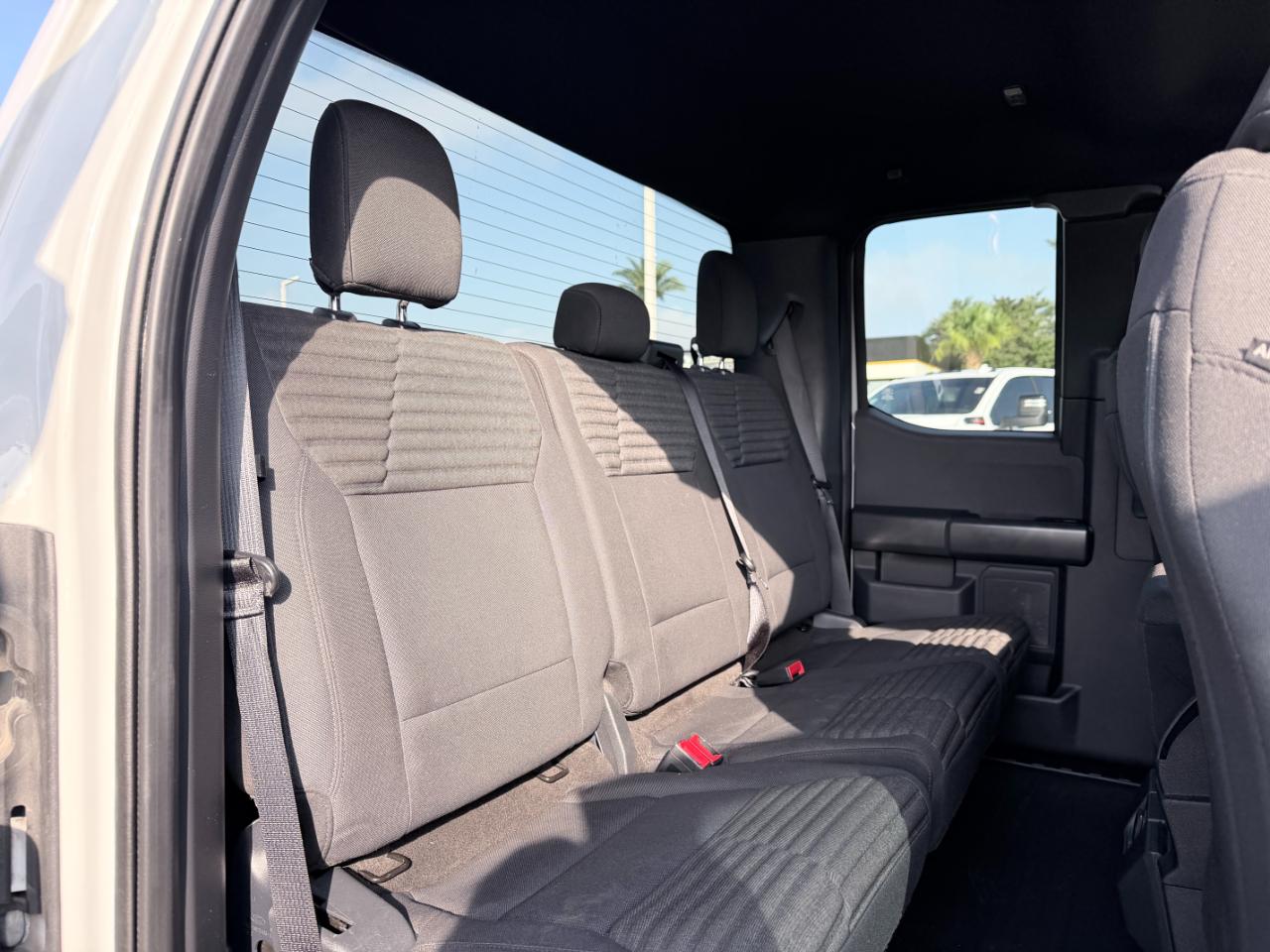 Ford F-150 XLT 4WD SuperCab 6.5' Box 2023