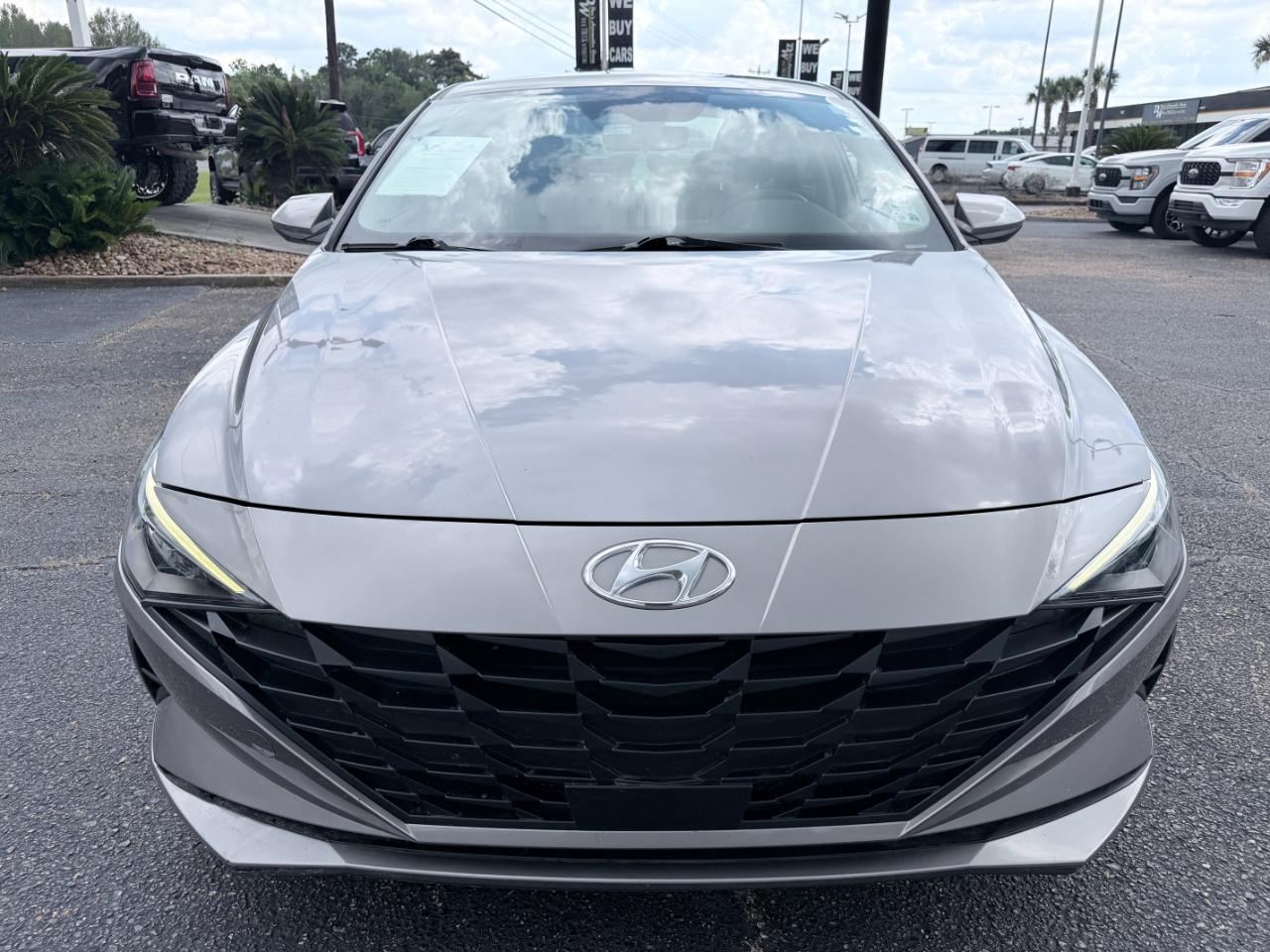 Hyundai Elantra SEL IVT 2023