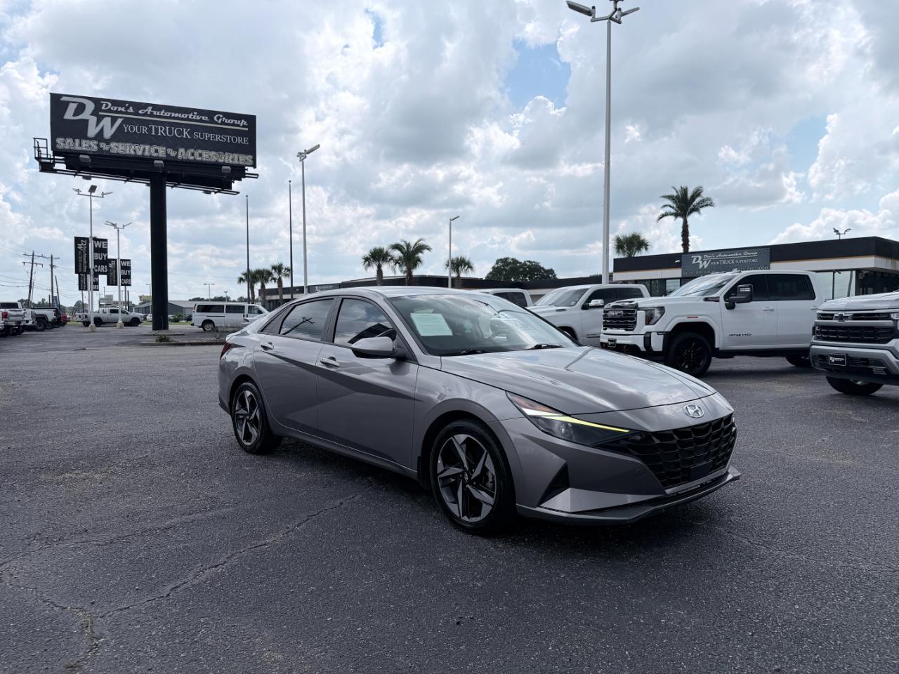 Hyundai Elantra SEL IVT 2023