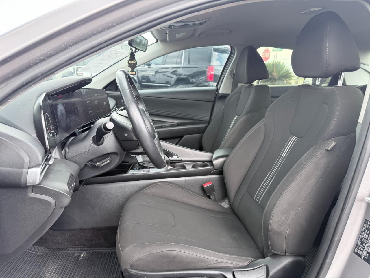 Hyundai Elantra SEL IVT 2023