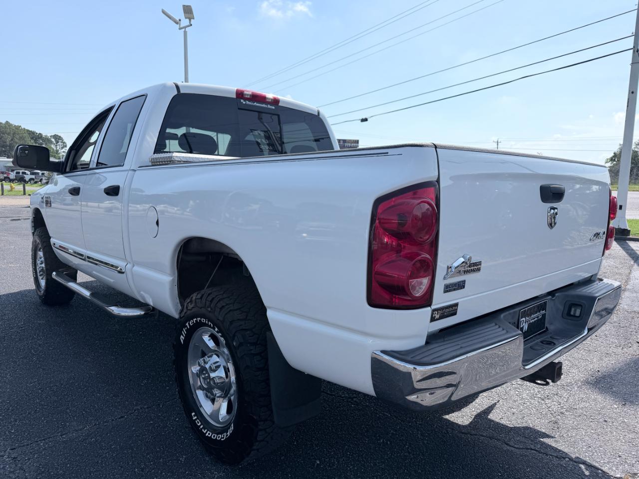 Dodge Ram 2500 4WD Quad Cab 140.5" SLT 2009