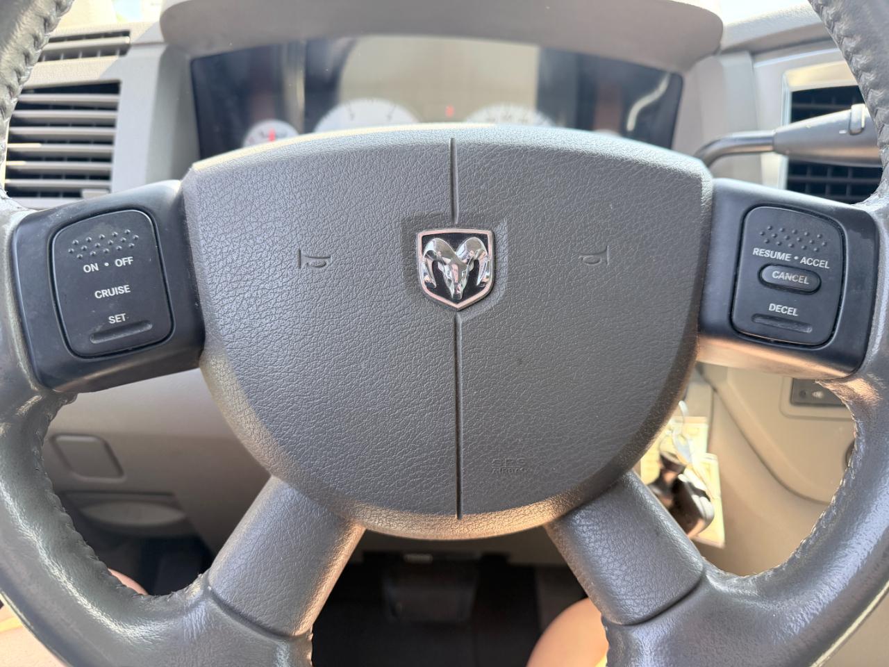Dodge Ram 2500 4WD Quad Cab 140.5" SLT 2009