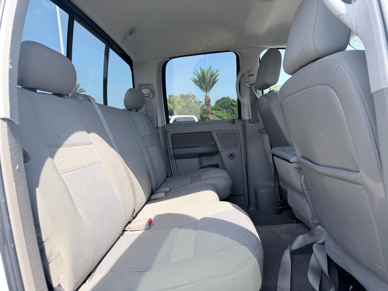 Dodge Ram 2500 4WD Quad Cab 140.5" SLT 2009
