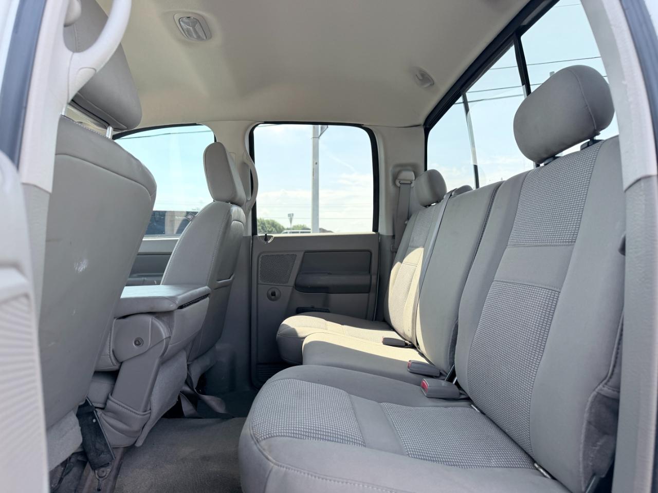 Dodge Ram 2500 4WD Quad Cab 140.5" SLT 2009