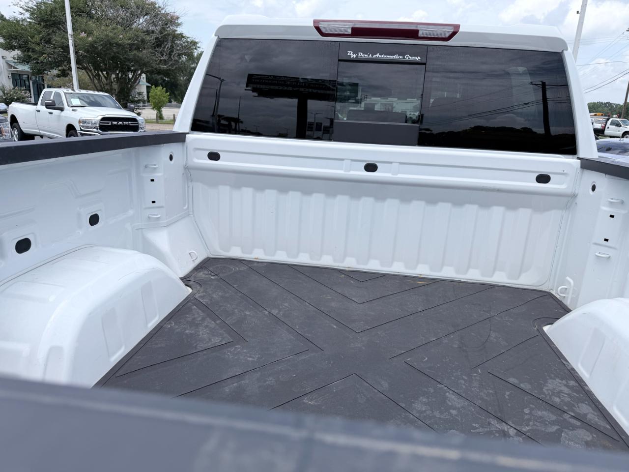 Chevrolet Silverado 1500 4WD Crew Cab 147" LTZ 2024