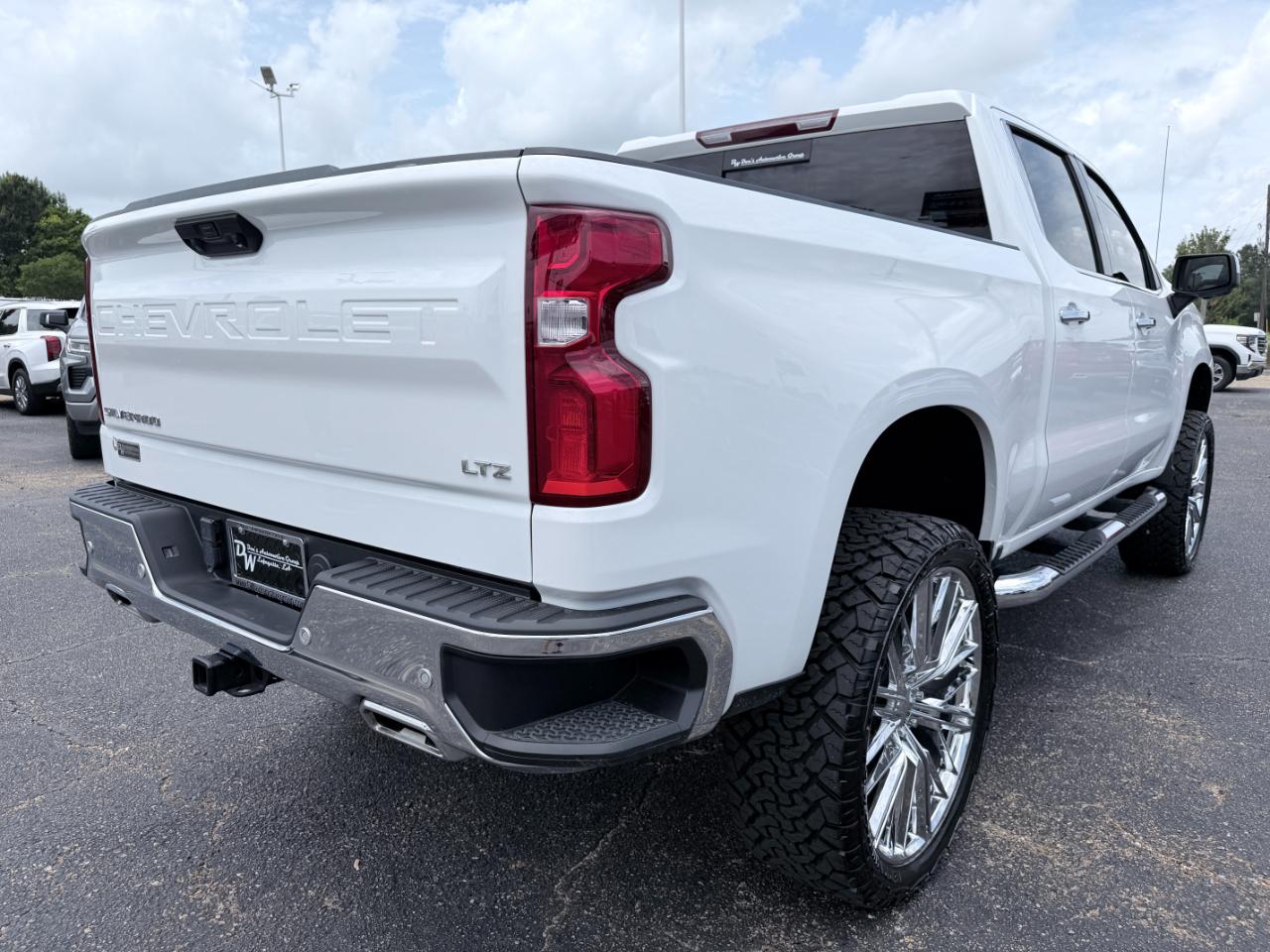 Chevrolet Silverado 1500 4WD Crew Cab 147" LTZ 2024