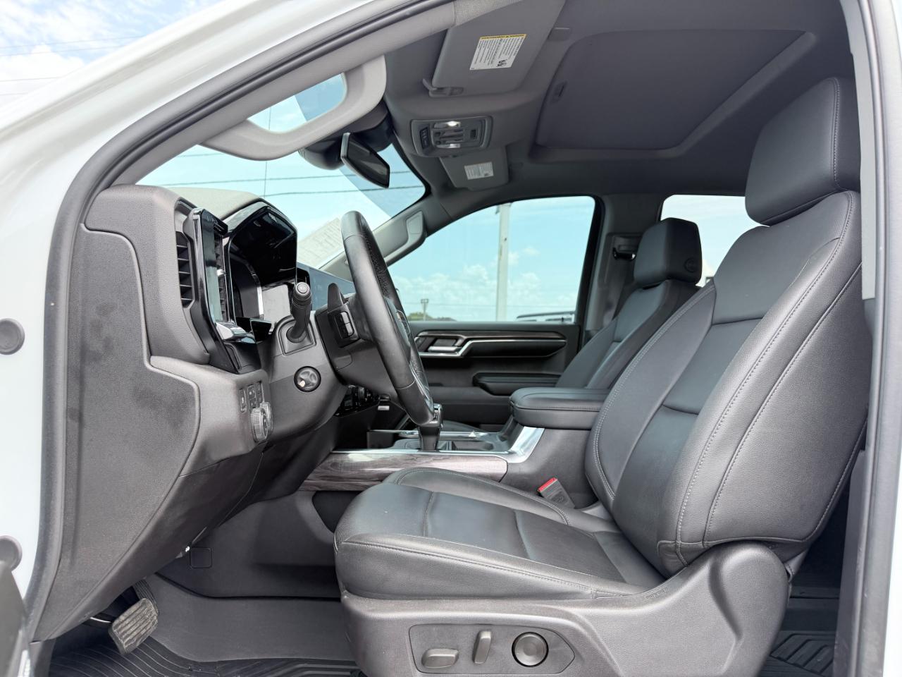 Chevrolet Silverado 1500 4WD Crew Cab 147" LTZ 2024