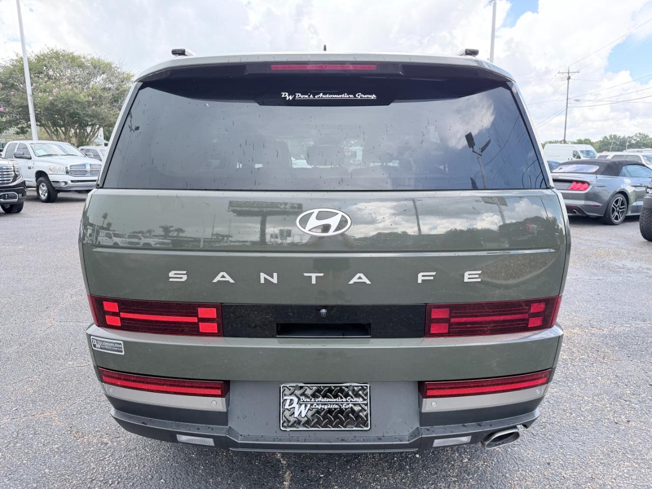 Hyundai Santa Fe Limited FWD 2024