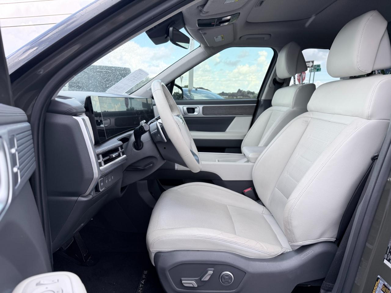 Hyundai Santa Fe Limited FWD 2024