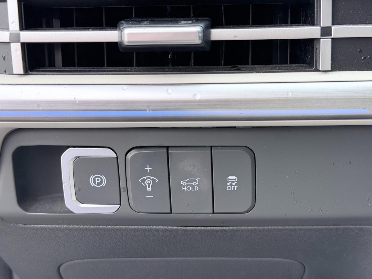 Hyundai Santa Fe Limited FWD 2024