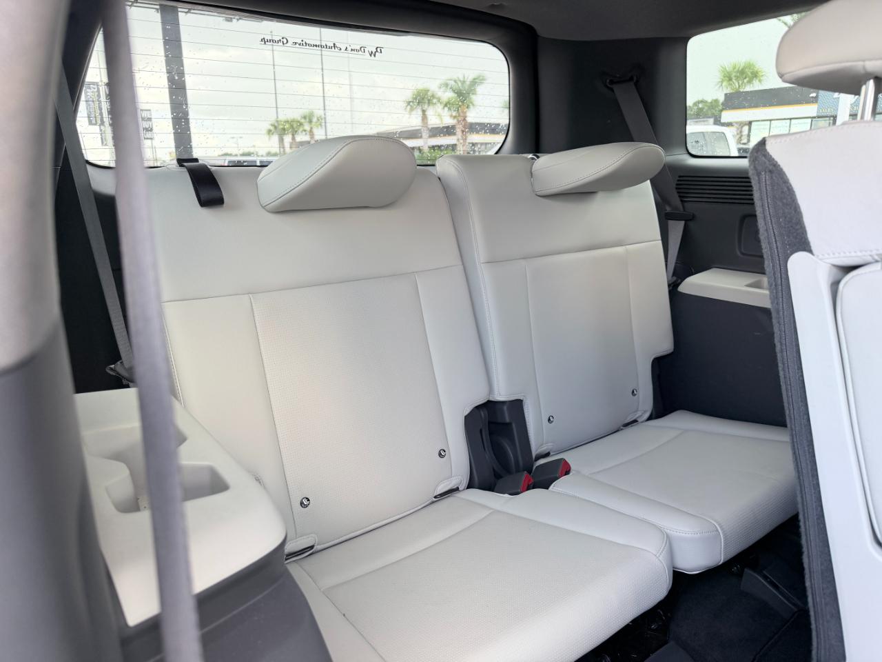 Hyundai Santa Fe Limited FWD 2024