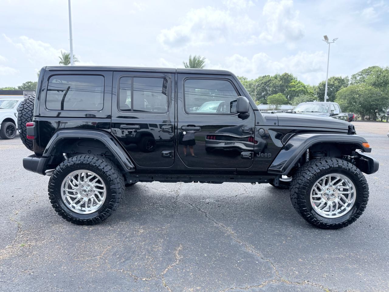 Jeep Wrangler Sahara 4 Door 4x4 2025