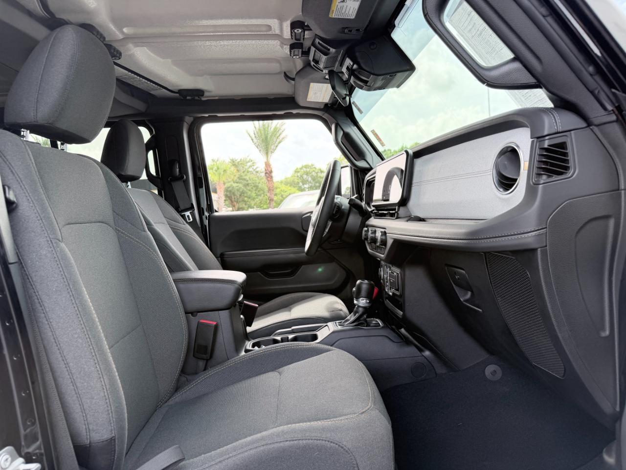Jeep Wrangler Sahara 4 Door 4x4 2025