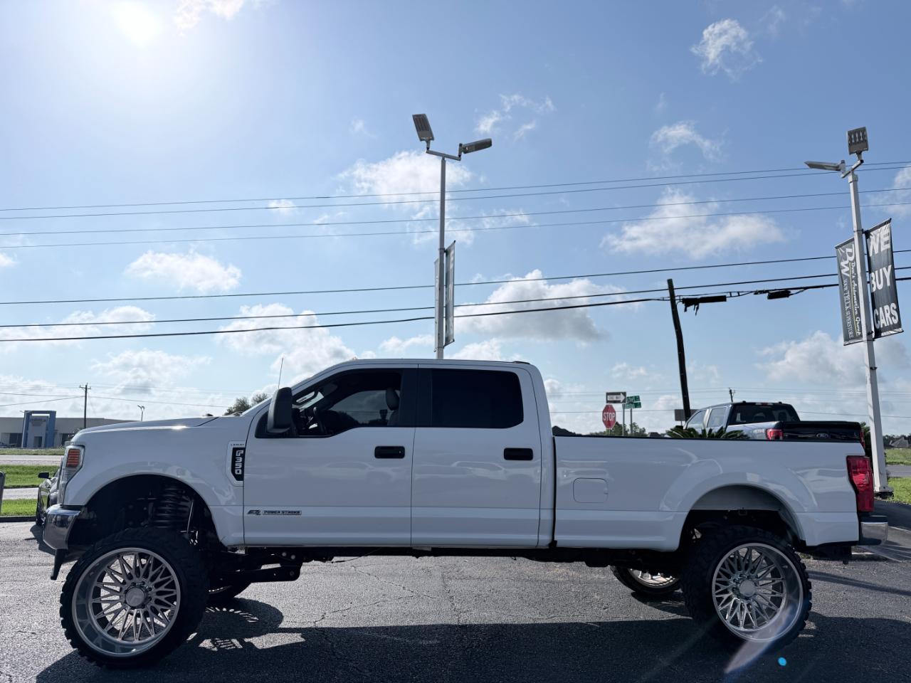 Ford Super Duty F-350 SRW Lariat 4WD Crew Cab 8' Box 2021
