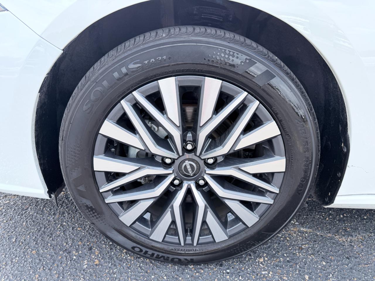 Nissan Altima SV FWD 2025