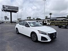 2025 Nissan Altima 