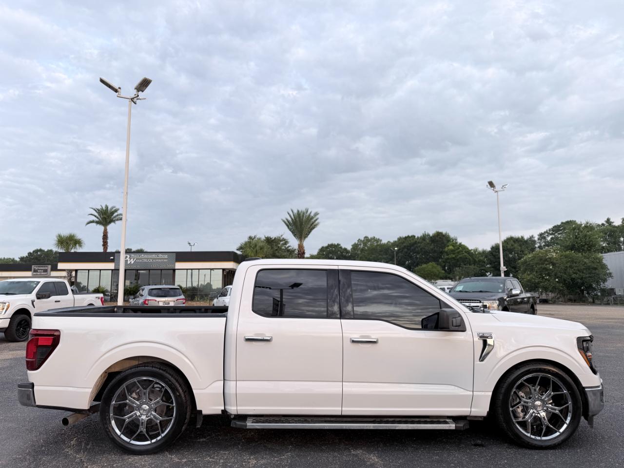 Ford F-150 XLT 2WD SuperCrew 5.5' Box 2025