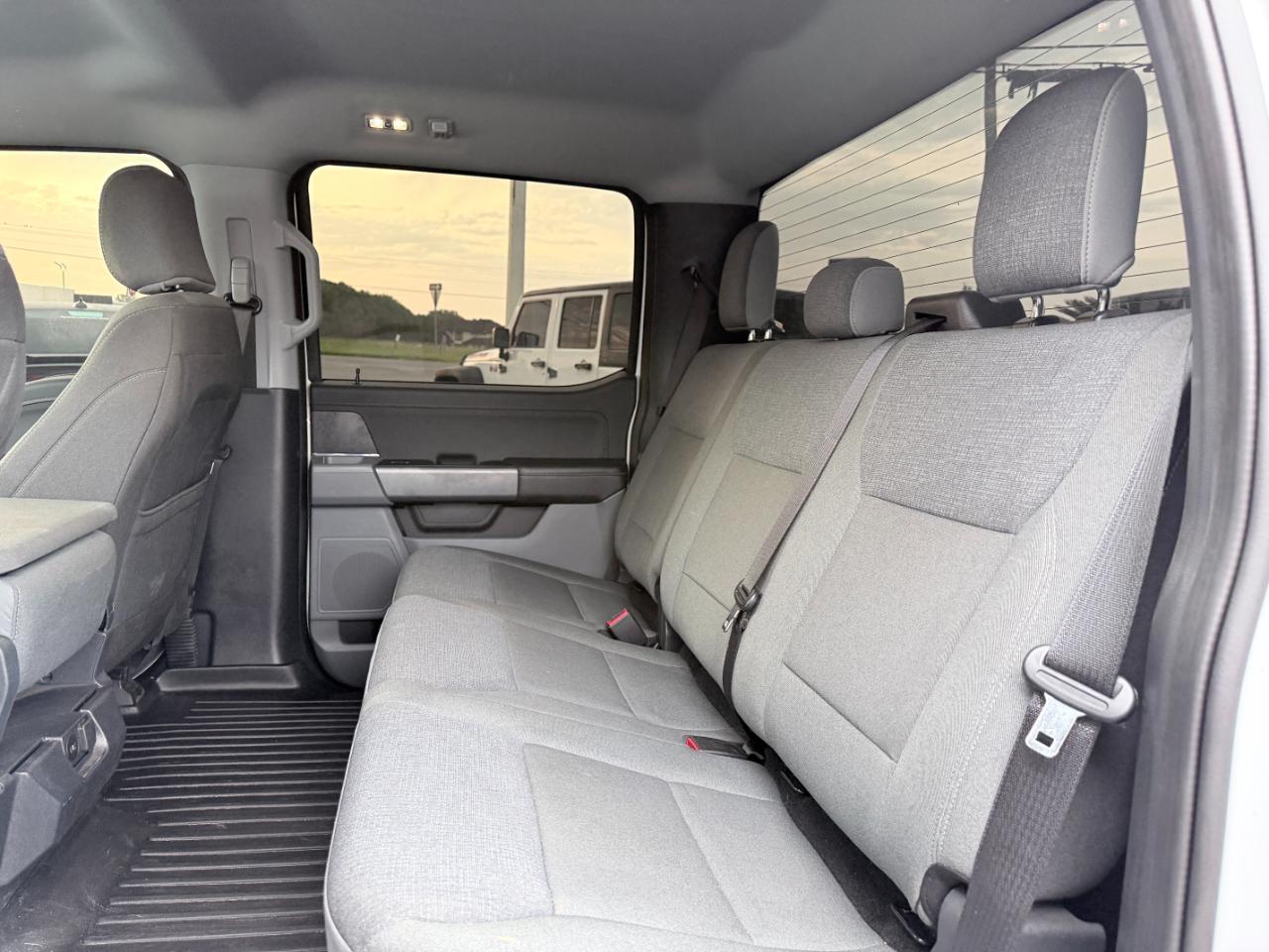 Ford F-150 XLT 2WD SuperCrew 5.5' Box 2025