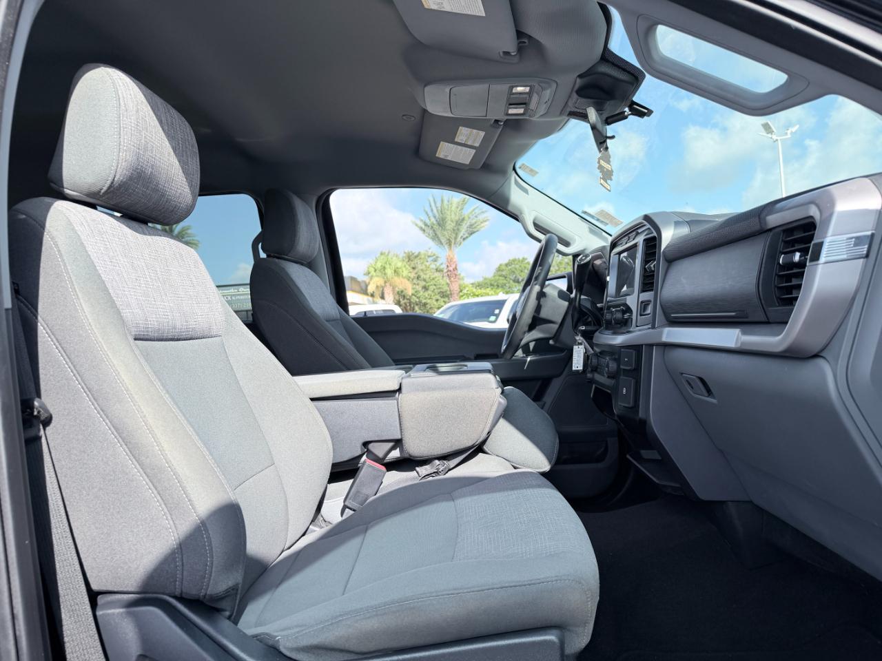 Ford F-150  2023