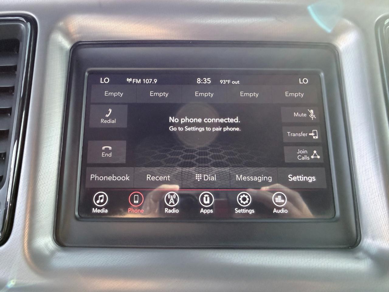 Dodge Challenger SXT RWD 2023
