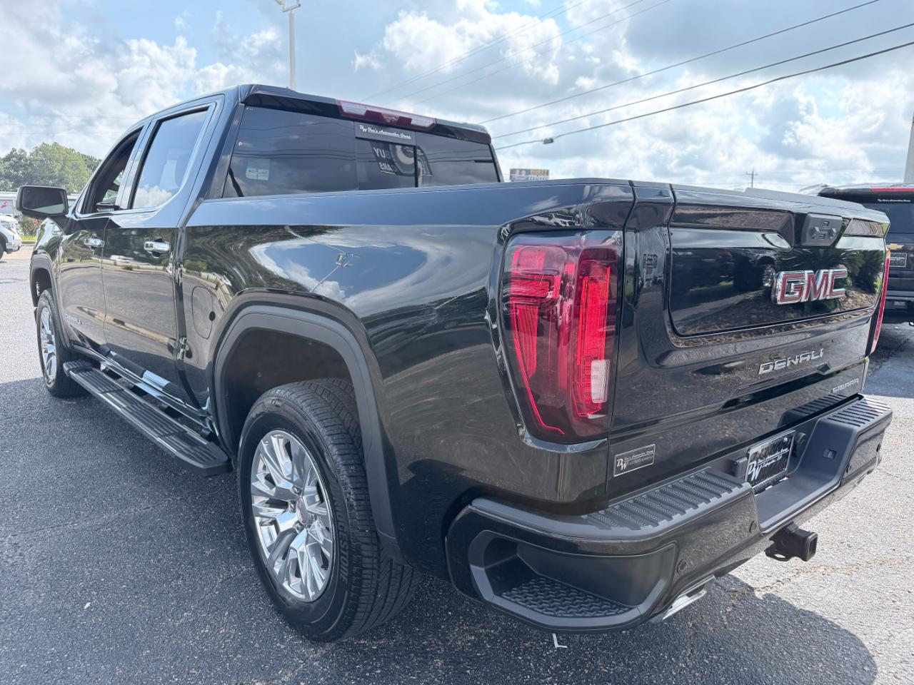 GMC Sierra 1500 2WD Crew Cab 147" Denali 2024