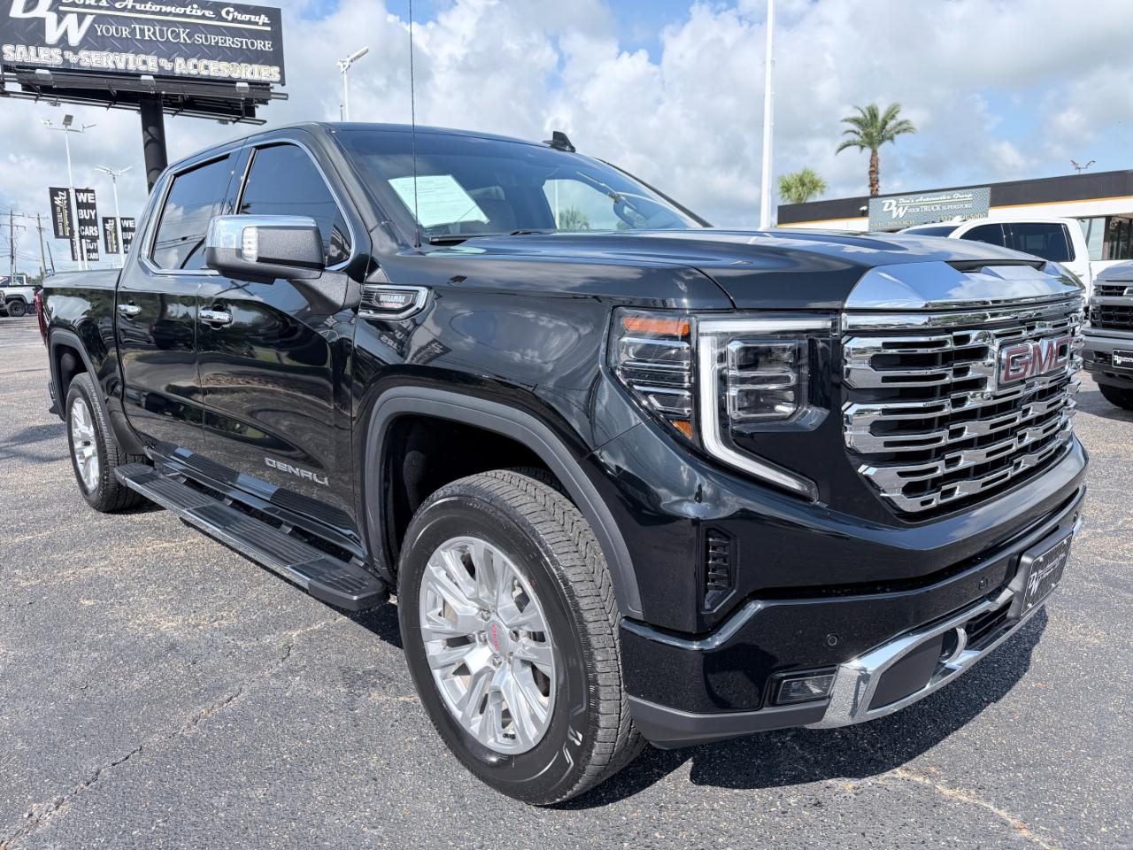GMC Sierra 1500 2WD Crew Cab 147" Denali 2024