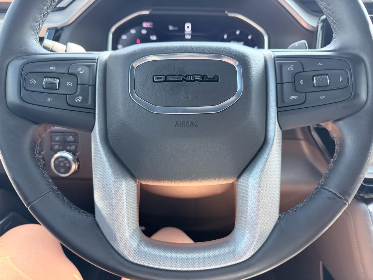 GMC Sierra 1500 2WD Crew Cab 147" Denali 2024