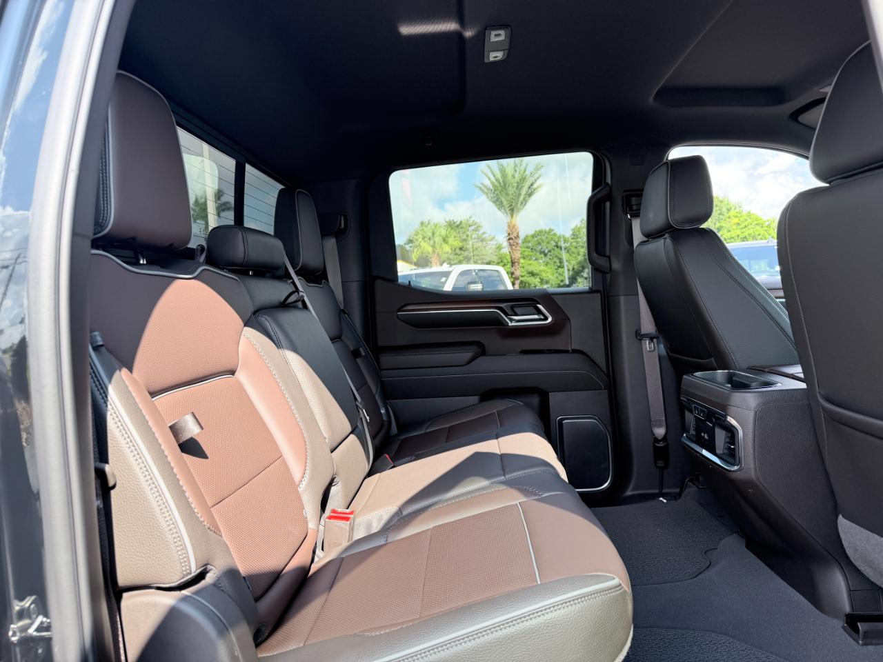 GMC Sierra 1500 2WD Crew Cab 147" Denali 2024