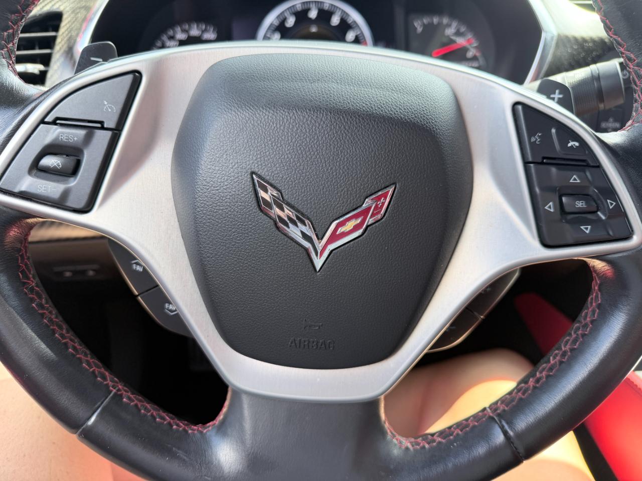 Chevrolet Corvette 2dr Stingray Z51 Cpe w/3LT 2015