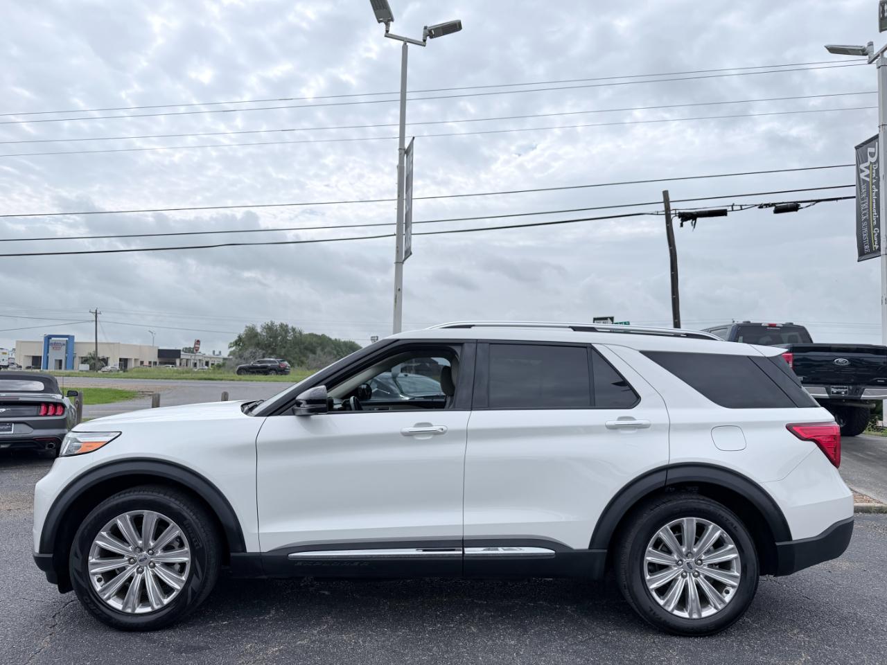 Ford Explorer Limited RWD 2022