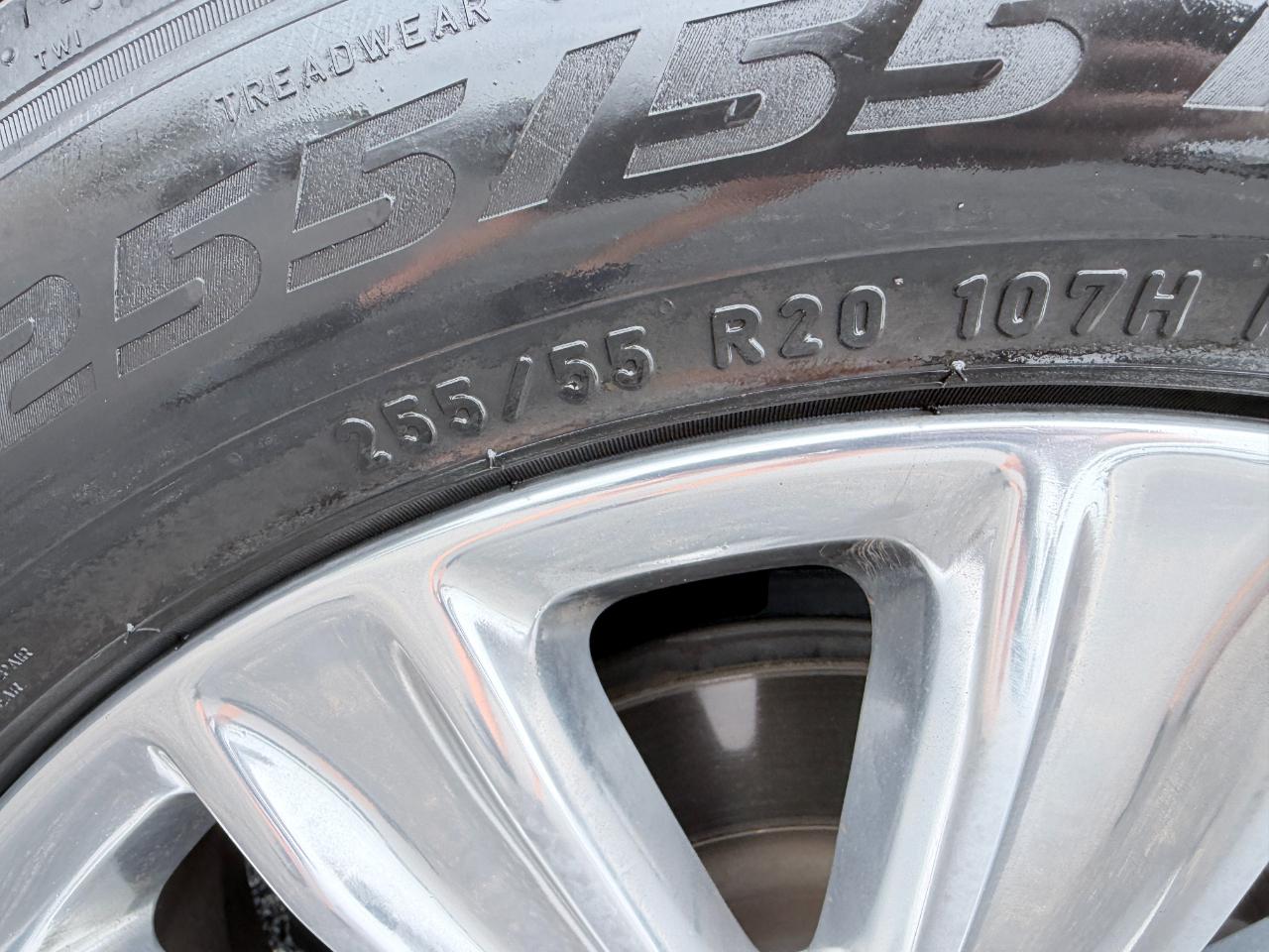 Ford Explorer Limited RWD 2022
