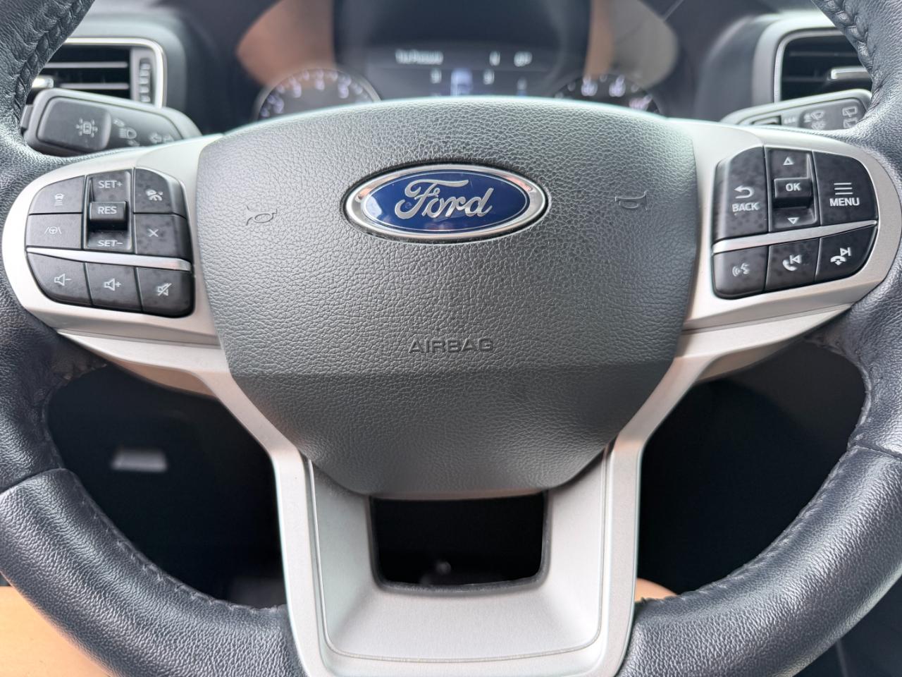 Ford Explorer Limited RWD 2022