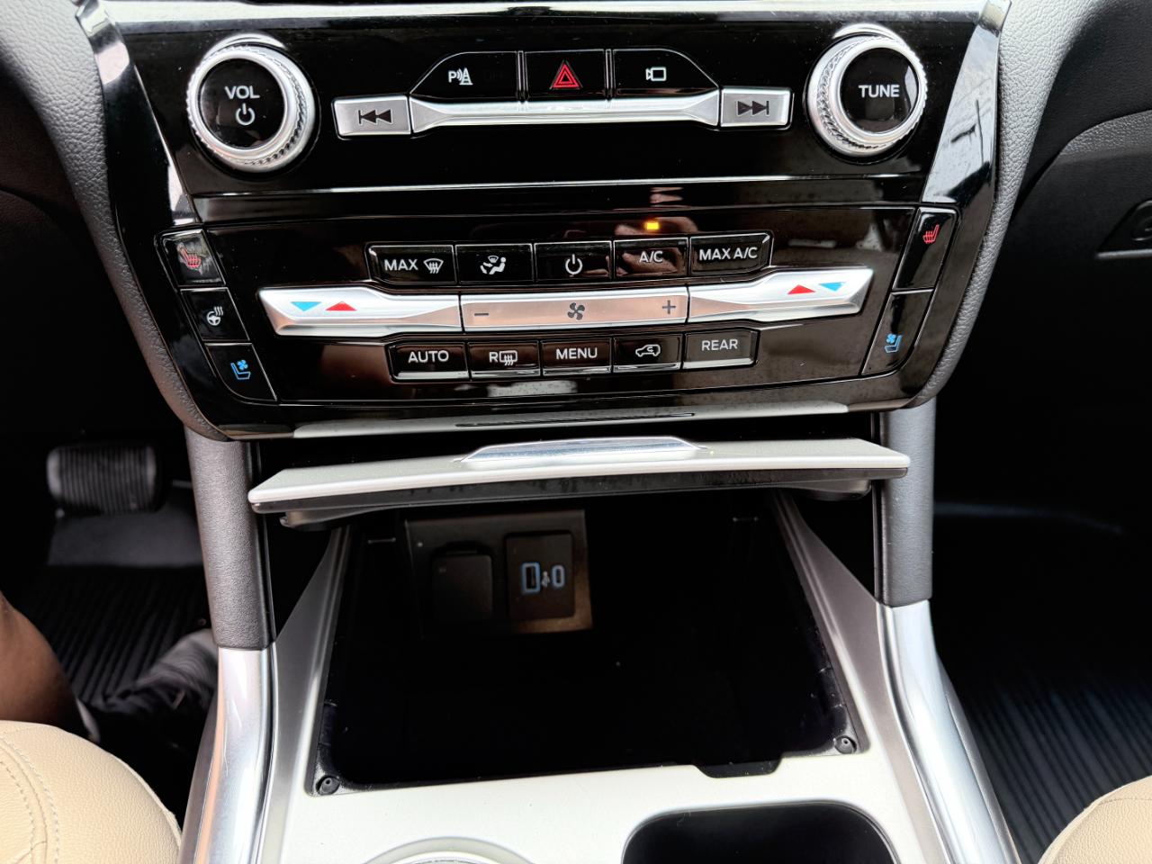 Ford Explorer Limited RWD 2022