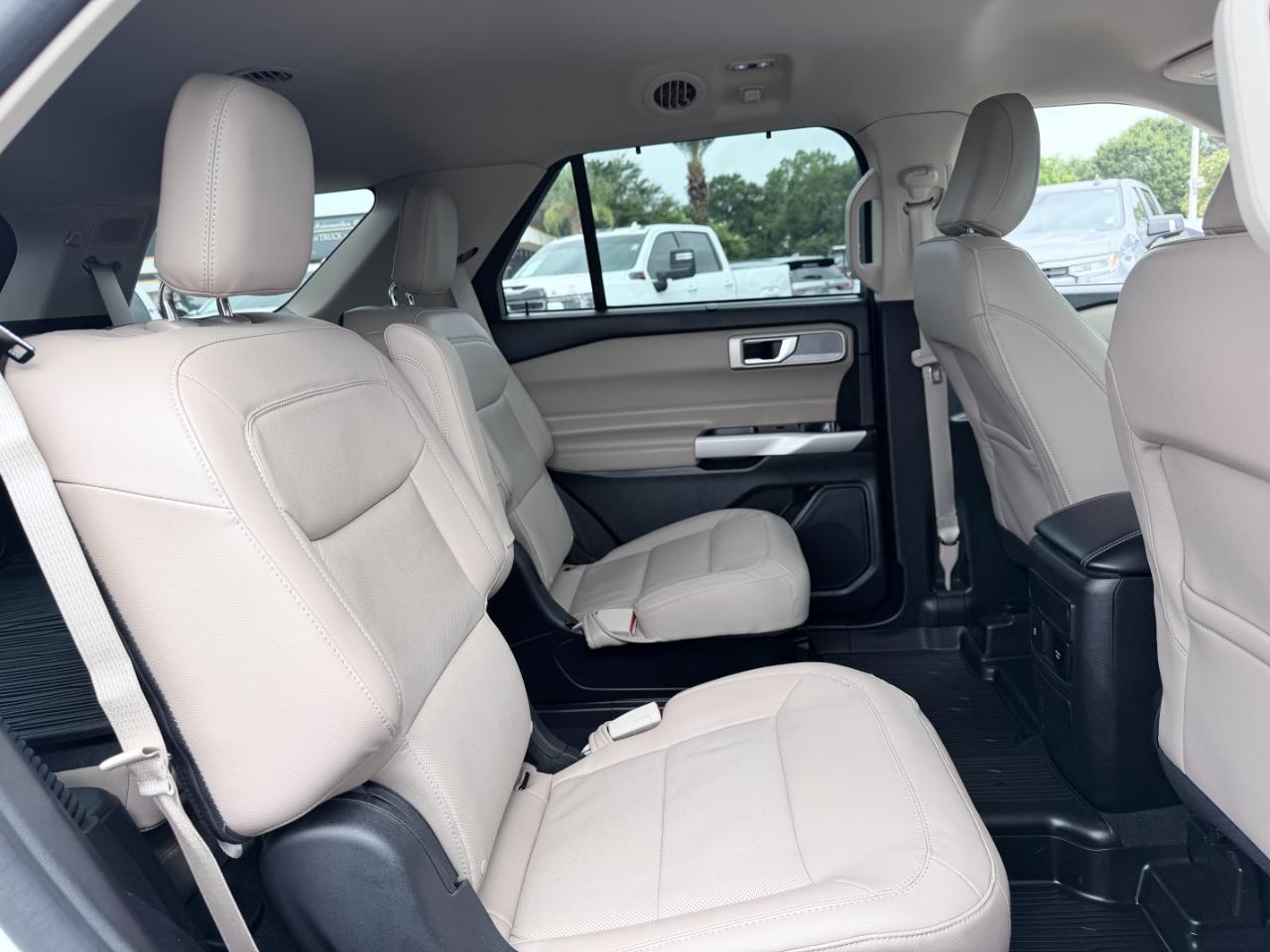Ford Explorer Limited RWD 2022