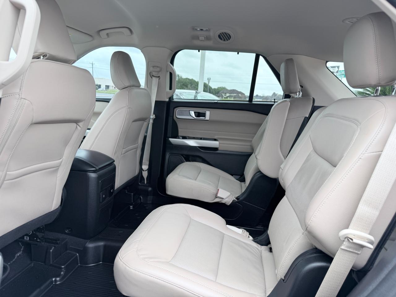 Ford Explorer Limited RWD 2022