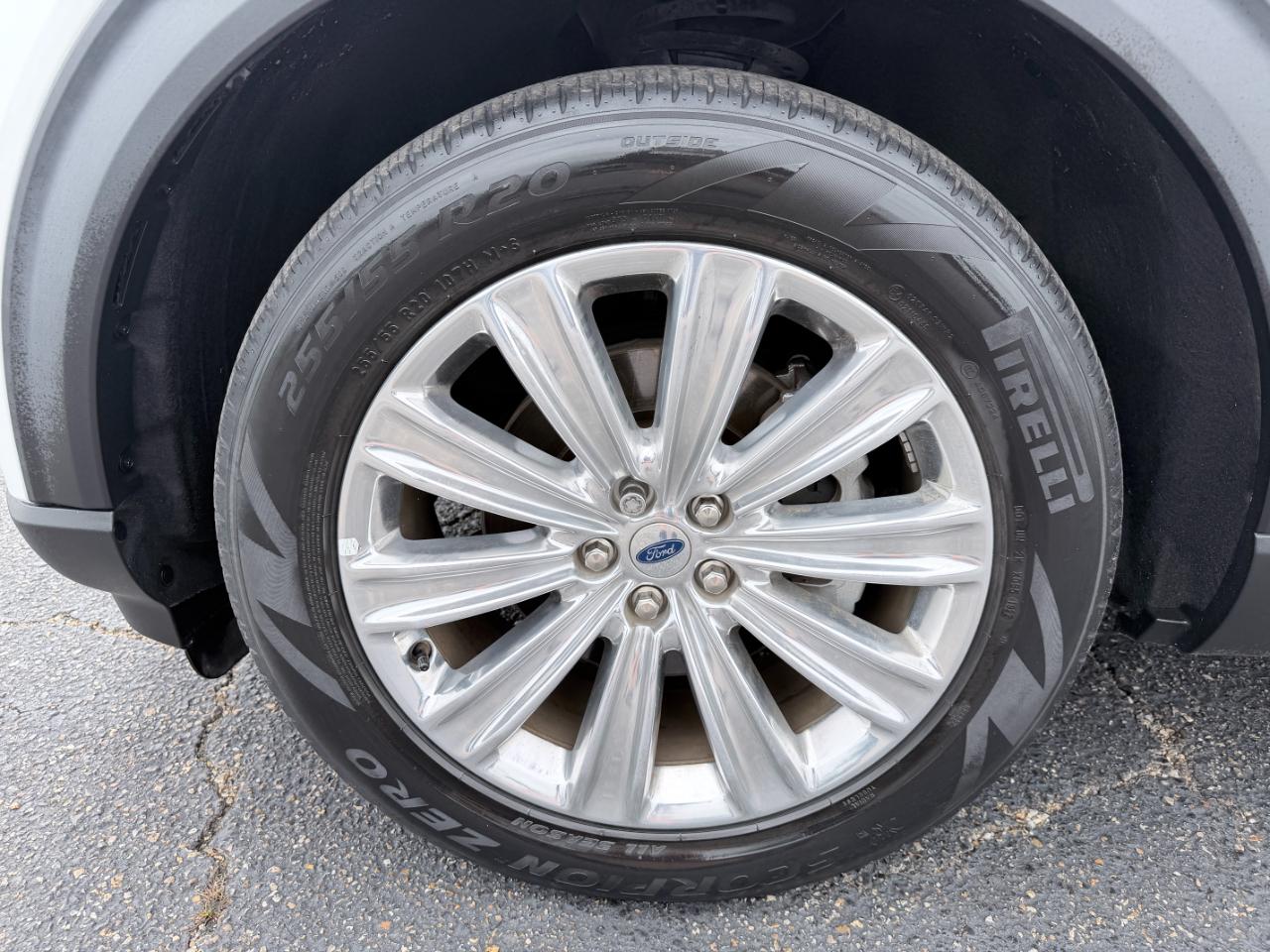 Ford Explorer Limited RWD 2022