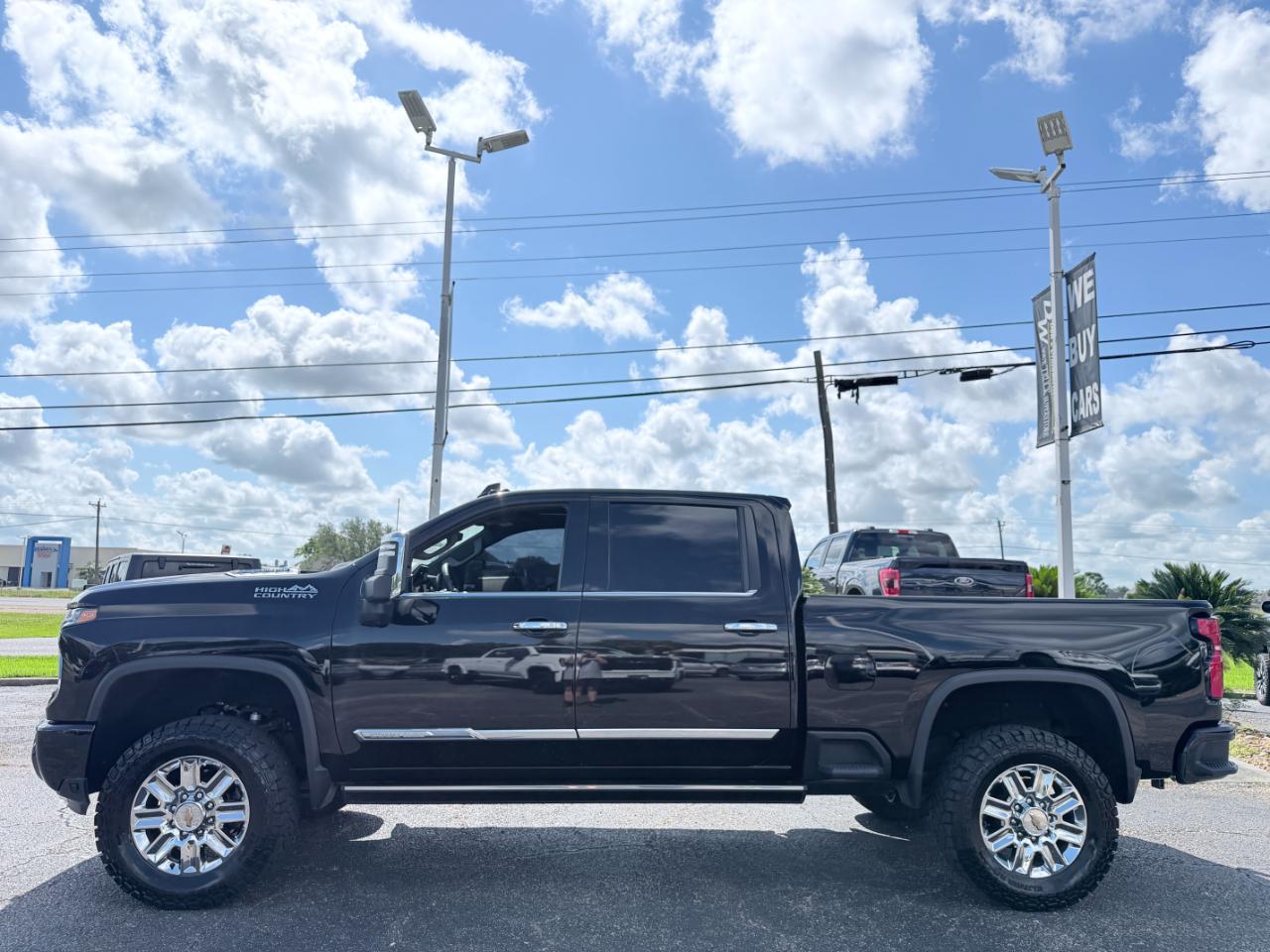 Chevrolet Silverado 2500HD 4WD Crew Cab 159" High Country 2024