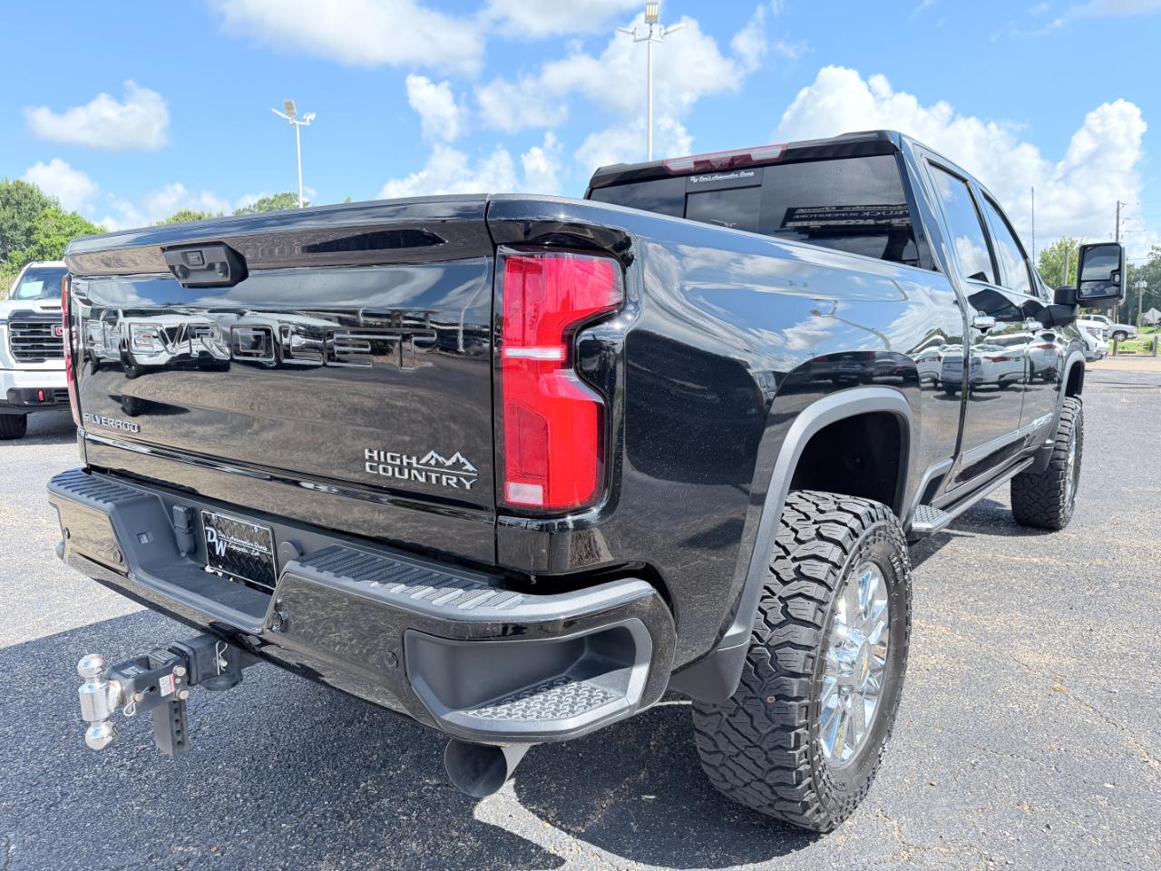 Chevrolet Silverado 2500HD 4WD Crew Cab 159" High Country 2024