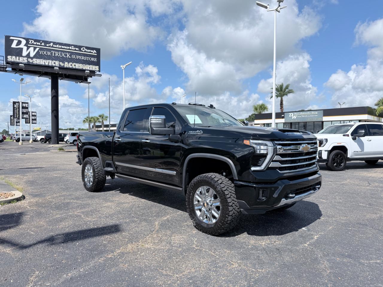 Chevrolet Silverado 2500HD 4WD Crew Cab 159" High Country 2024