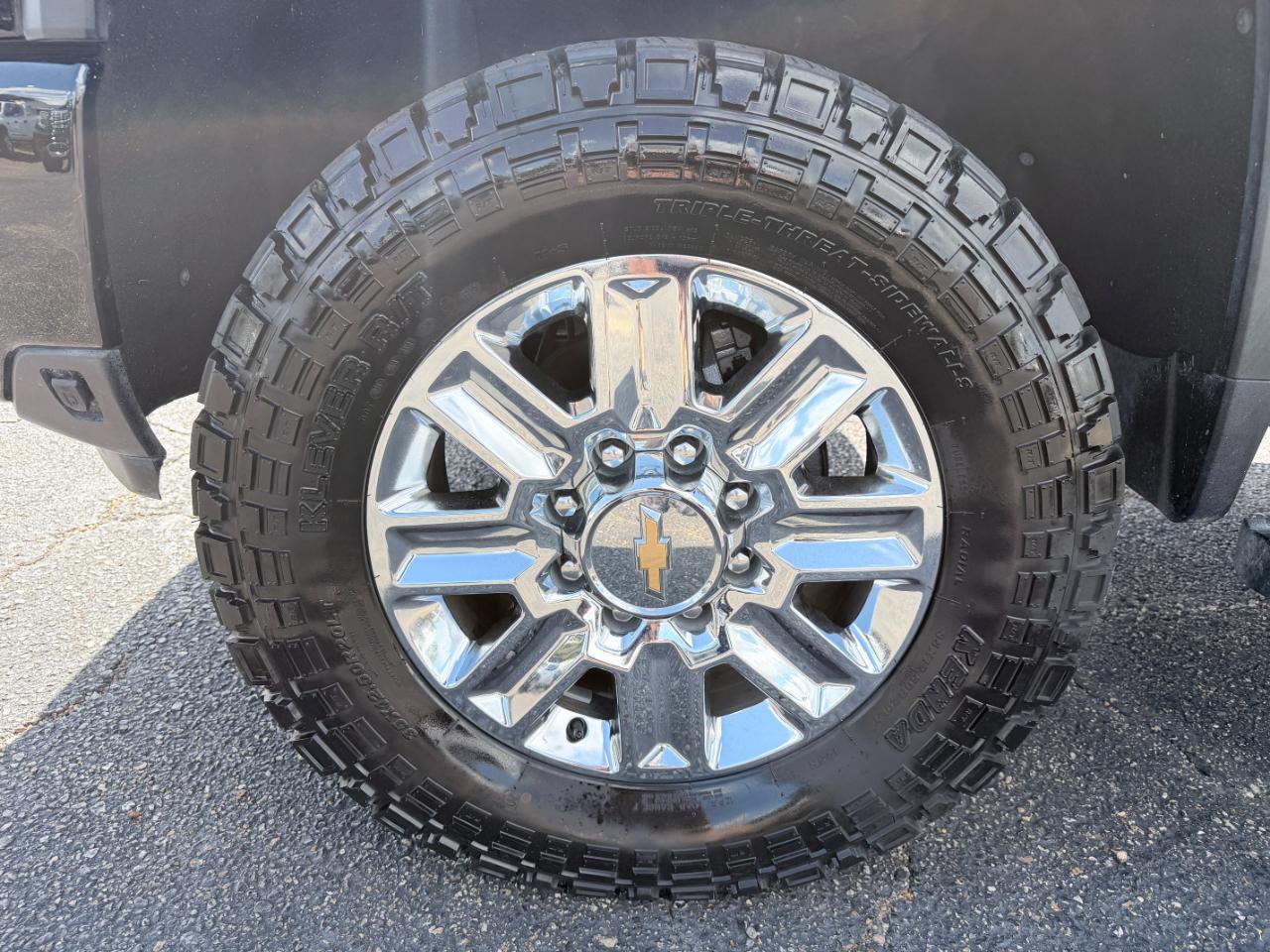Chevrolet Silverado 2500HD 4WD Crew Cab 159" High Country 2024