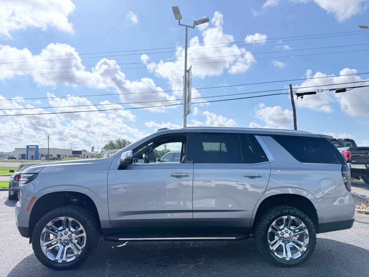 Chevrolet Tahoe 4WD 4dr Premier 2025