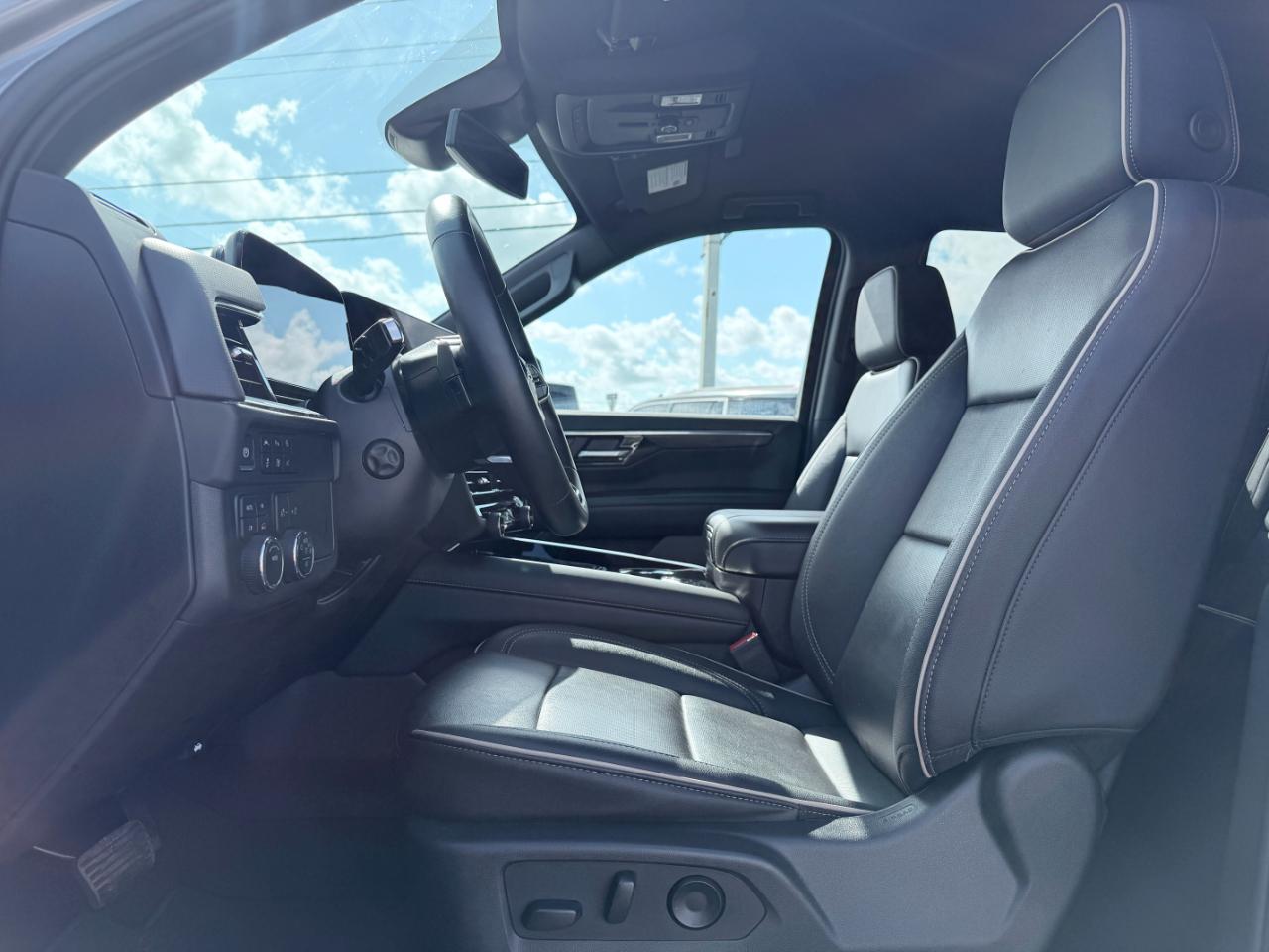 Chevrolet Tahoe 4WD 4dr Premier 2025