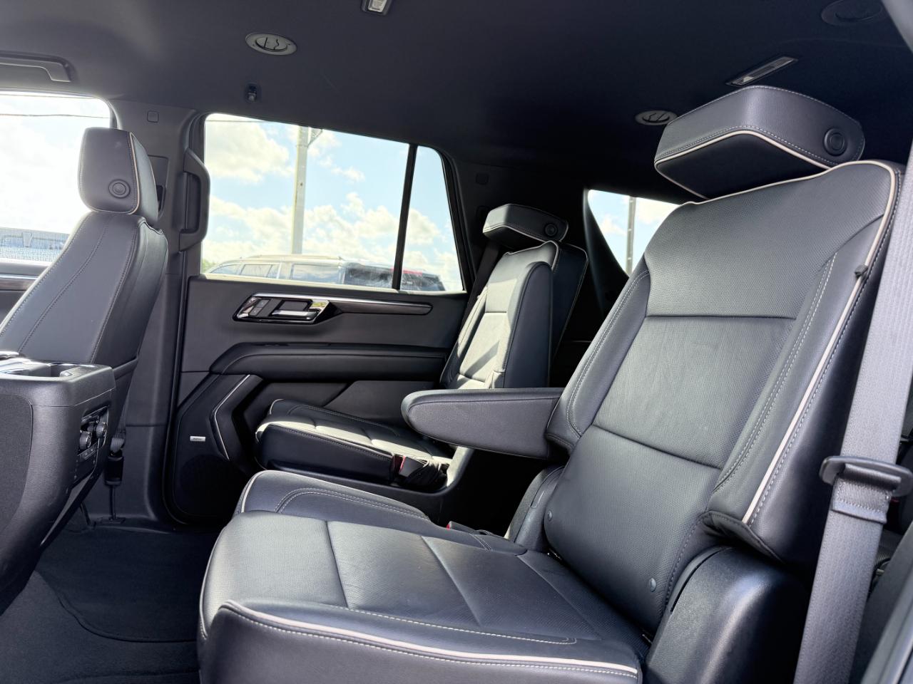 Chevrolet Tahoe 4WD 4dr Premier 2025