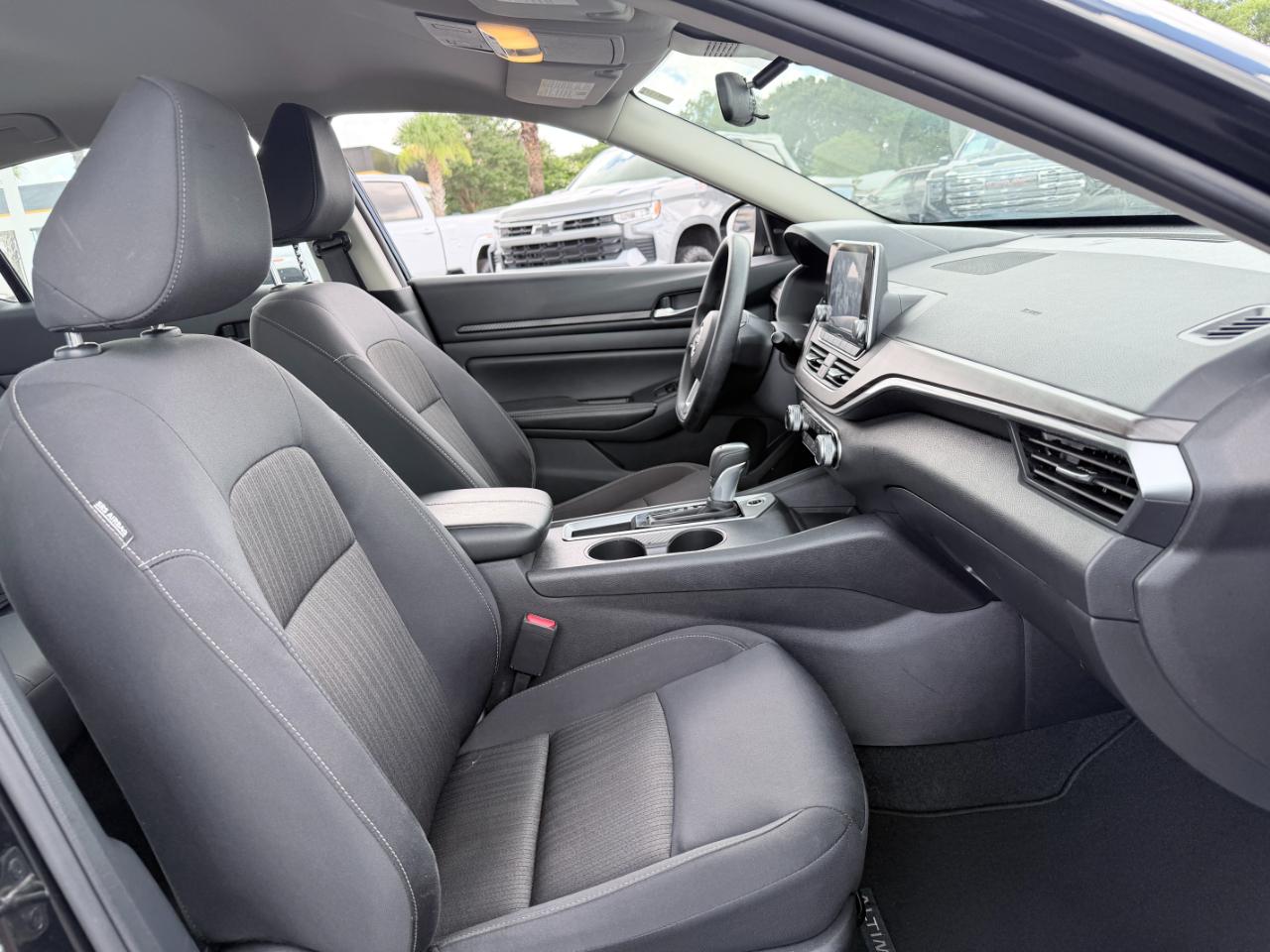 Nissan Altima SV FWD 2025