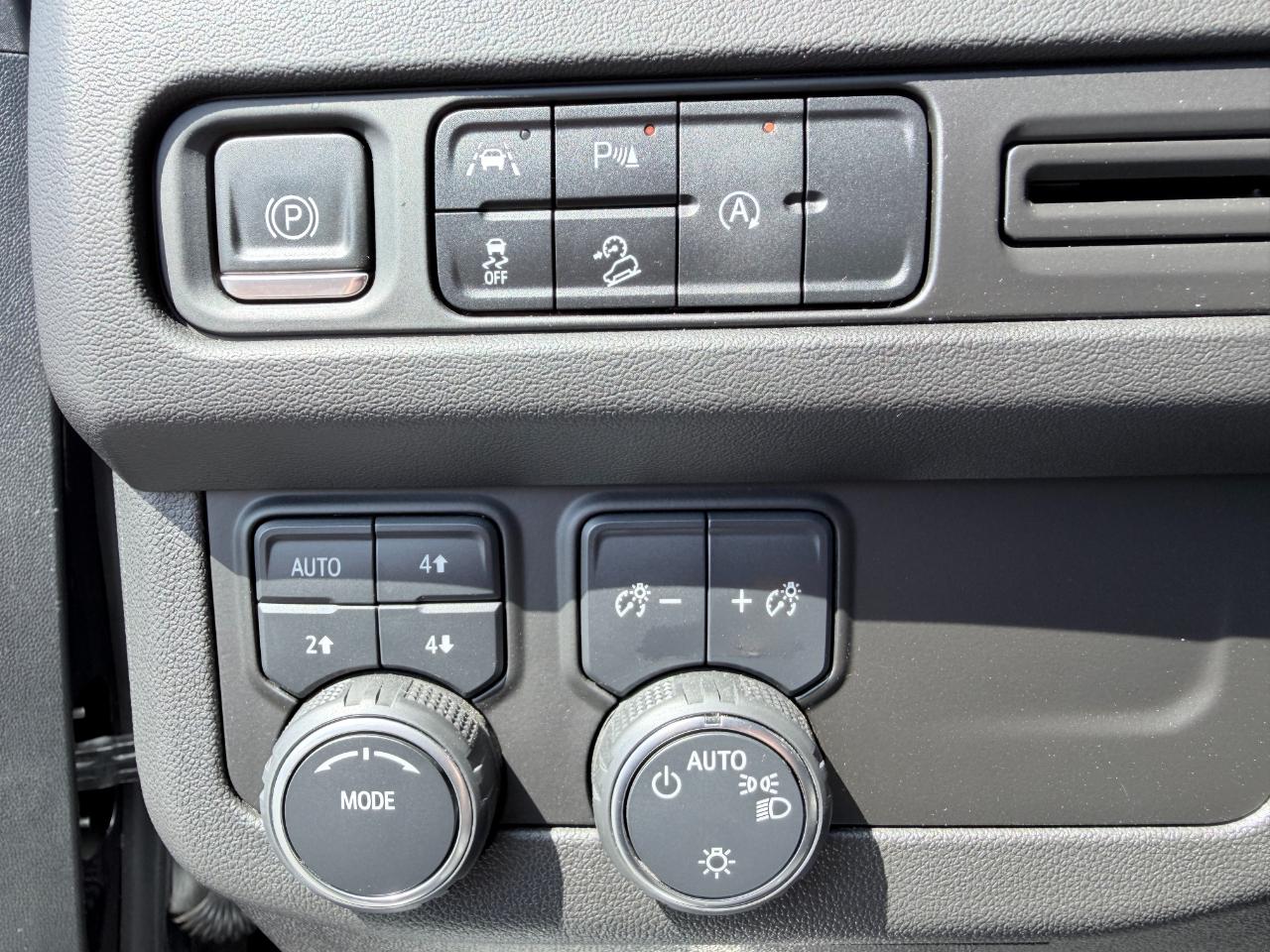 Chevrolet Tahoe 4WD 4dr Z71 2023