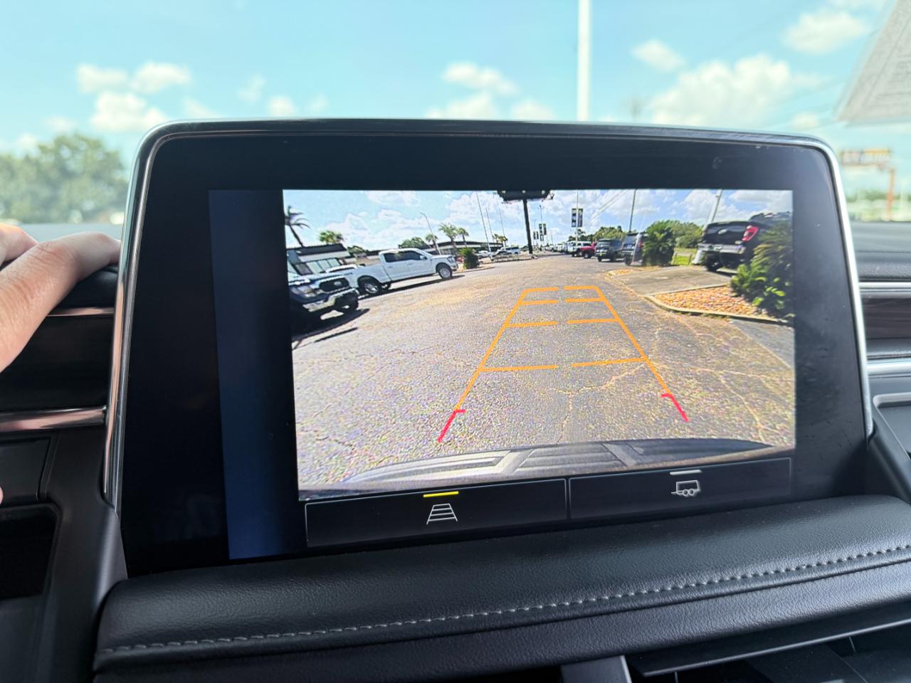 Chevrolet Tahoe 4WD 4dr Z71 2023
