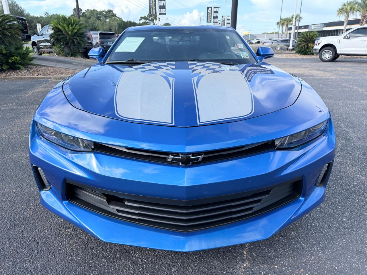 Chevrolet Camaro 2dr Cpe 1LT 2018